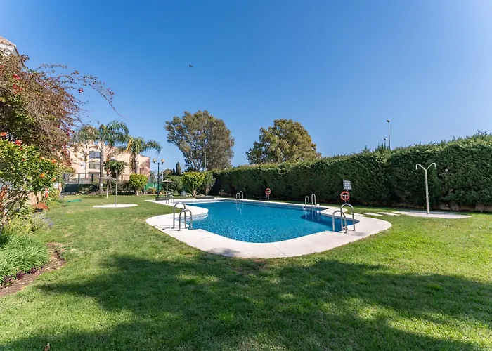 Apartamento Lorcrimar Banus 2 *